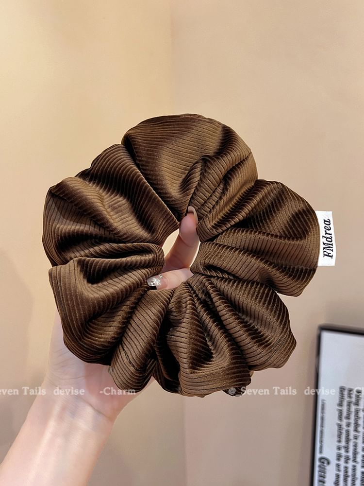 Label Lettering Scrunchie