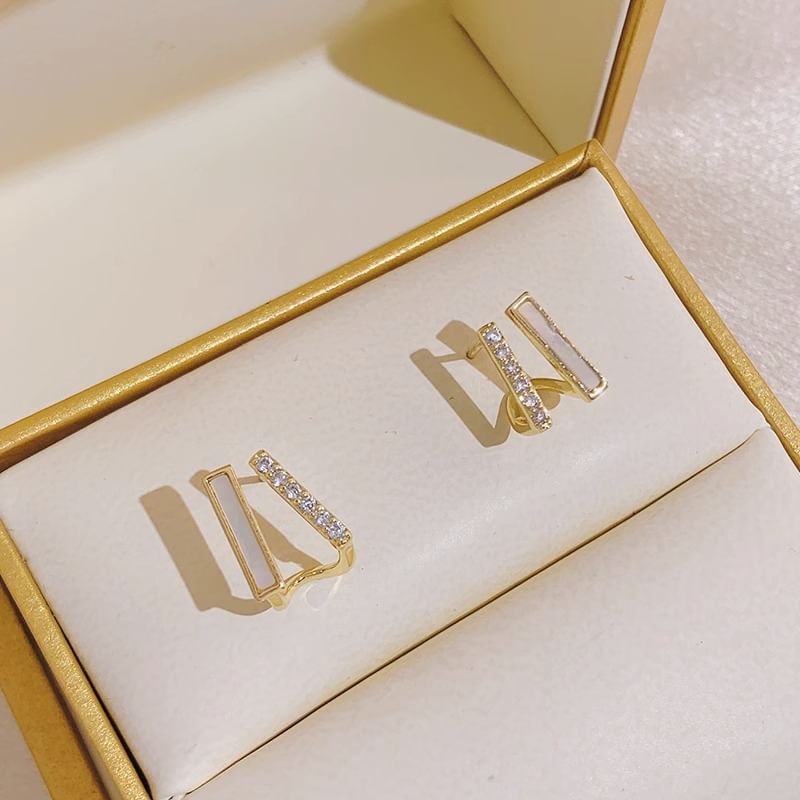 Earring Rhinestone Alloy Stud Shell