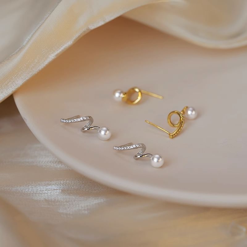 Faux Drop Pearl Earring Alloy
