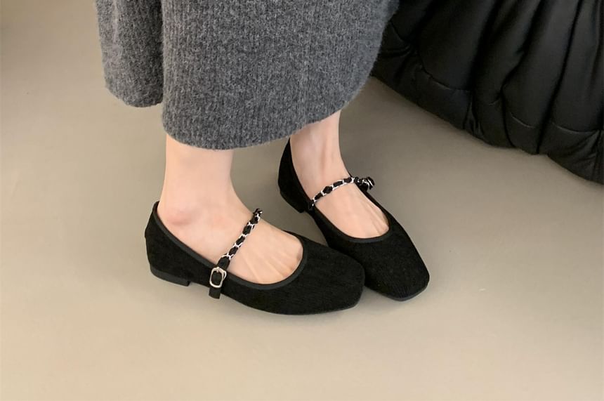 Chained Toe Shoes Mary Square Jane