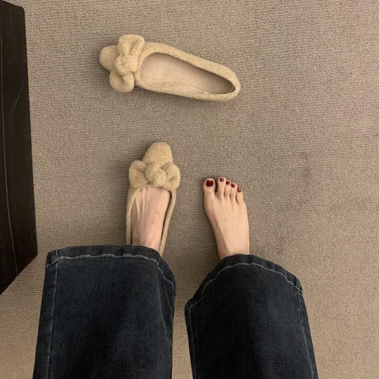 Wool Toe Square Bow Flats