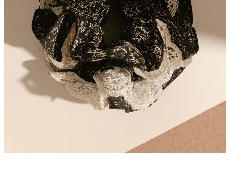 Print Scrunchie Lace Trim Floral