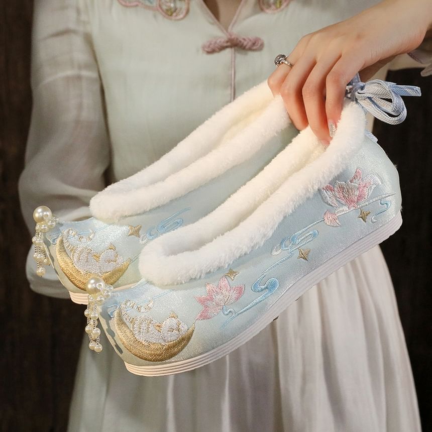 Fleece Flats Trim Embroidered