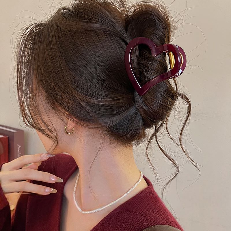 Heart Hair Plain Claw