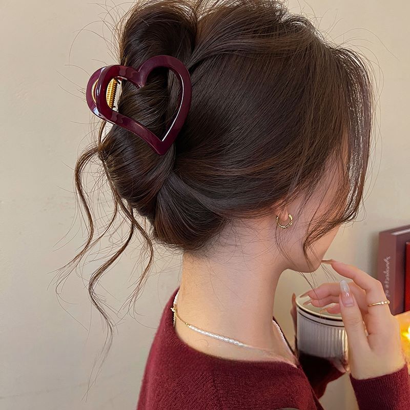 Heart Hair Plain Claw