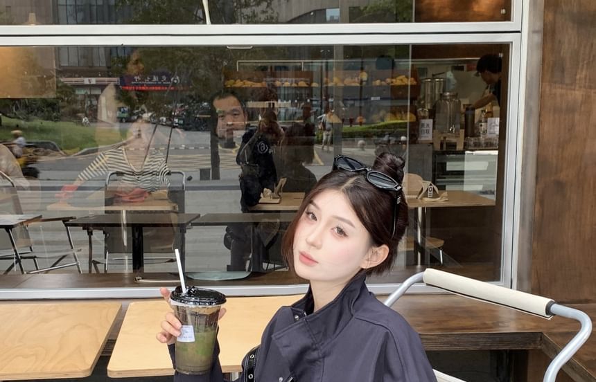 Collar Embroidered Stand Zip Jacket