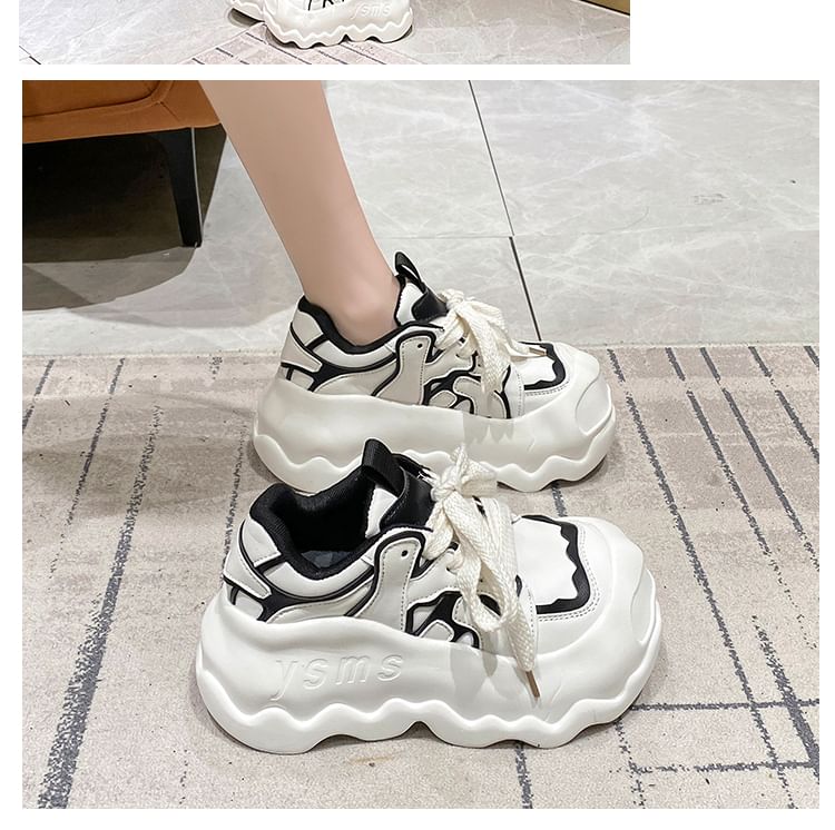 Platform Sneakers Lace-Up Lettering