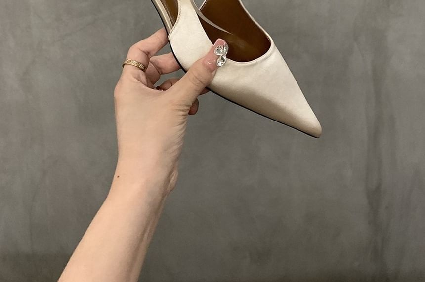 Pointed Kitten Heel Pumps Satin Toe