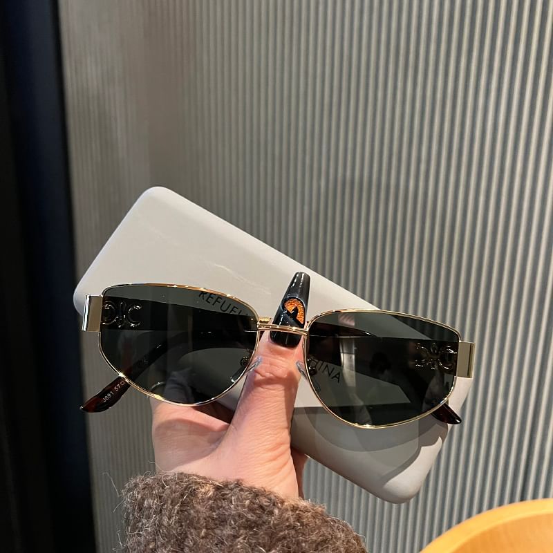 Sunglasses Oval Frame