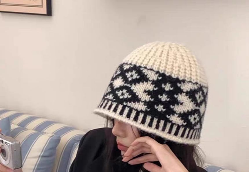 Diamond Beanie Knit Jacquard