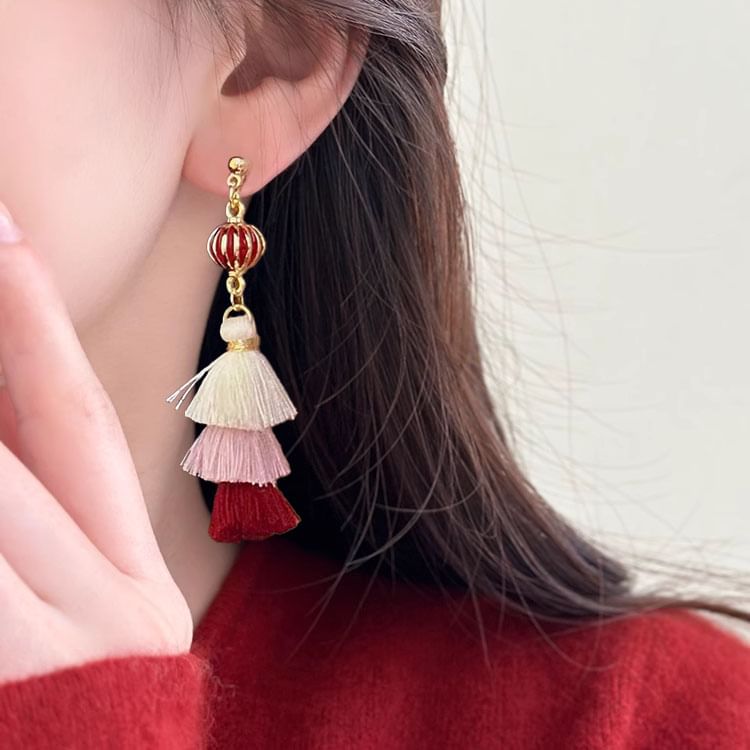 / Tassel Drop Clip-On Earring
