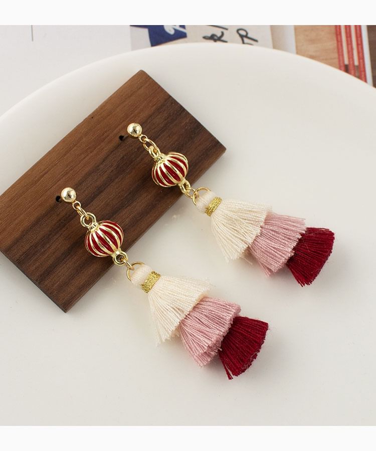 / Tassel Drop Clip-On Earring