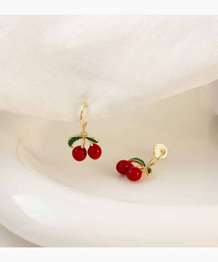 Clip-On Drop Earring Cherry /