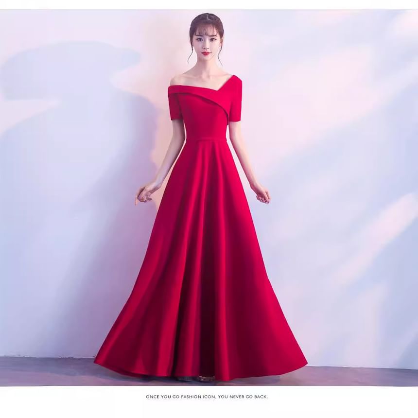 Short-Sleeve Asymmetrical Plain A-Line Evening Gown