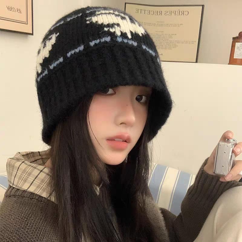 Ribbed Patterned Beanie