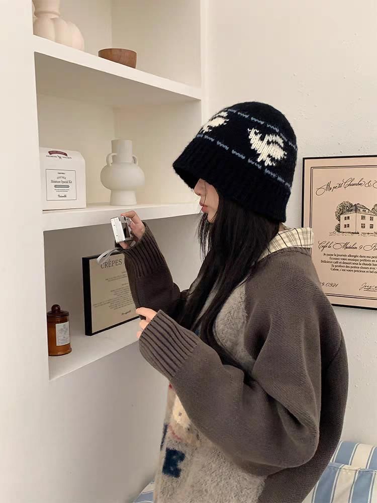 Ribbed Patterned Beanie