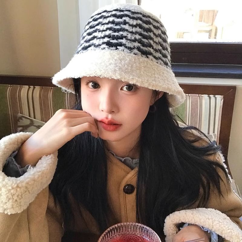 Hat Bucket Fluffy Striped