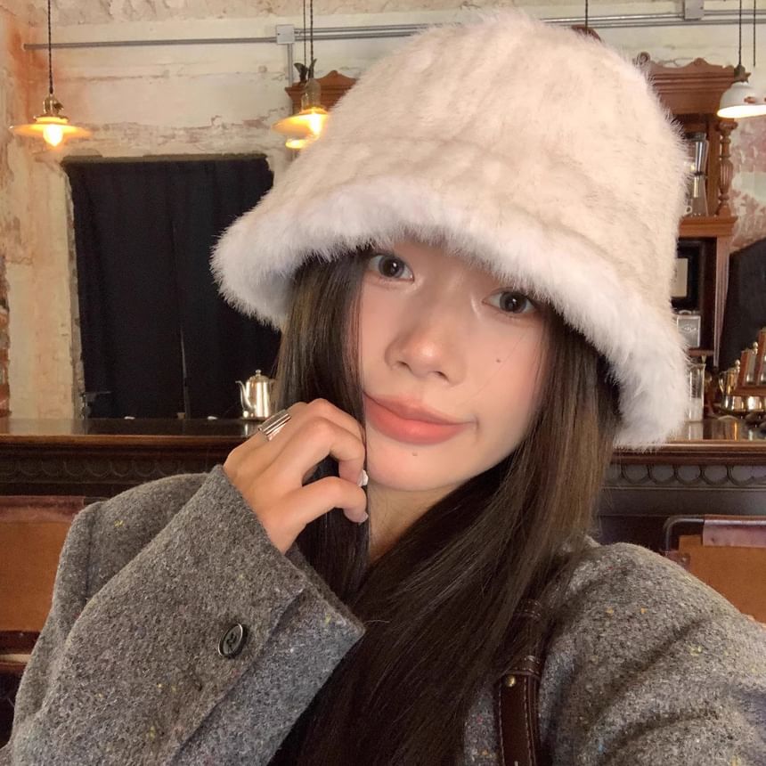 Bucket Plain Hat Fluffy