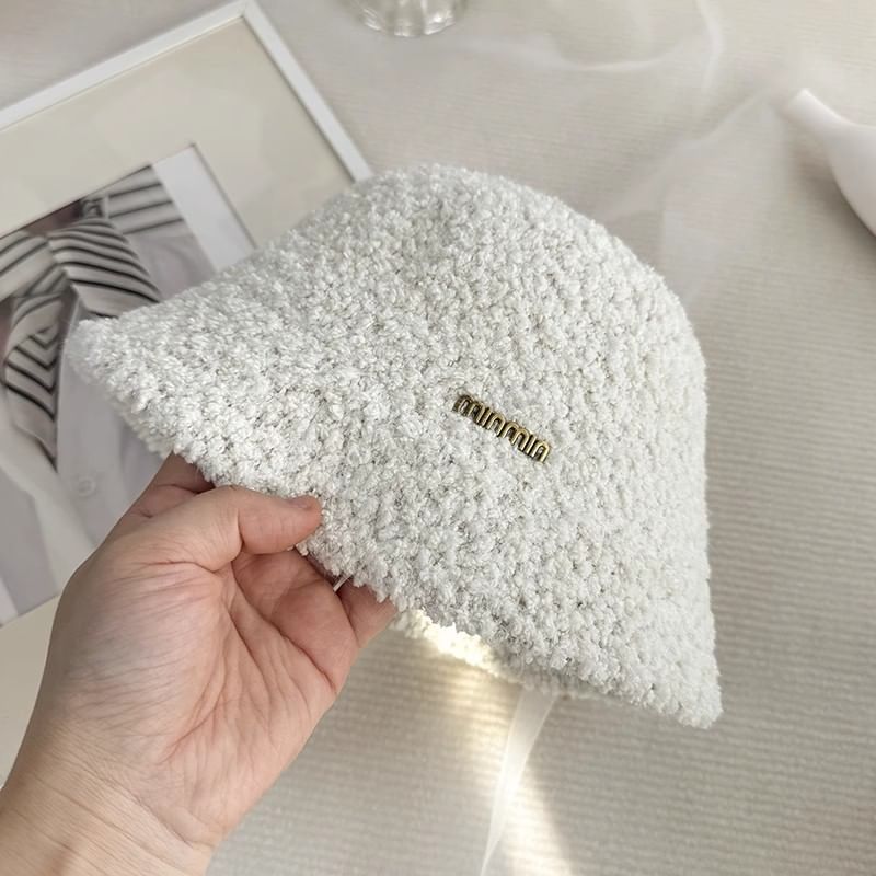 Letter Hat Bucket Stud