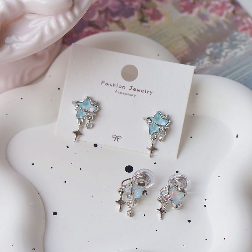 On Clip Drop Star Earring / Rhinestone