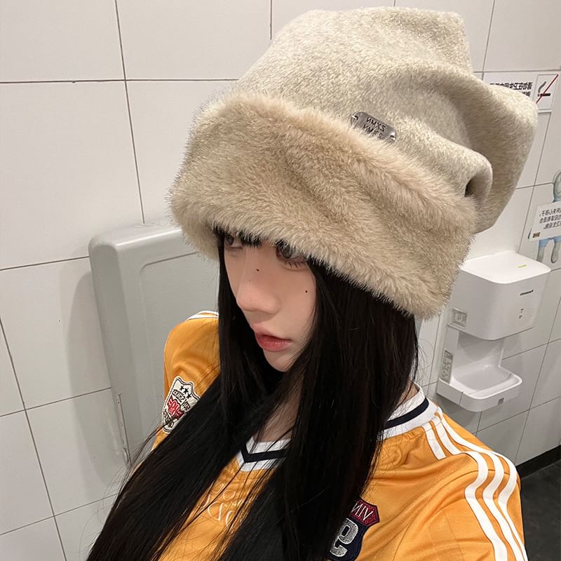 Fluffy Beanie Panel Plain