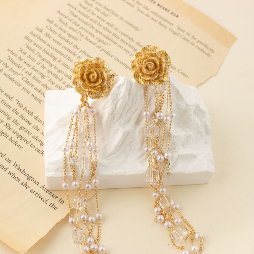 Pearl Flower Stud Faux Earring