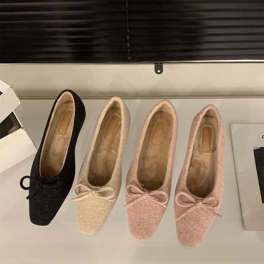 Bow Toe Flats Square