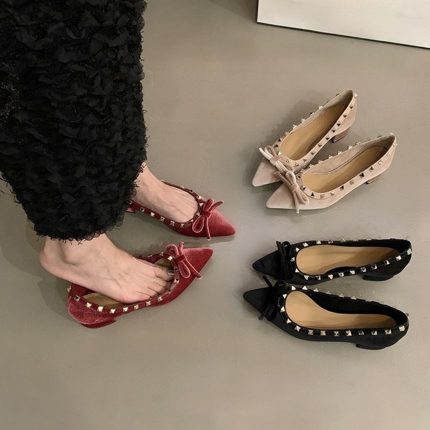 Velvet Pointed Studded Pumps Bow Toe