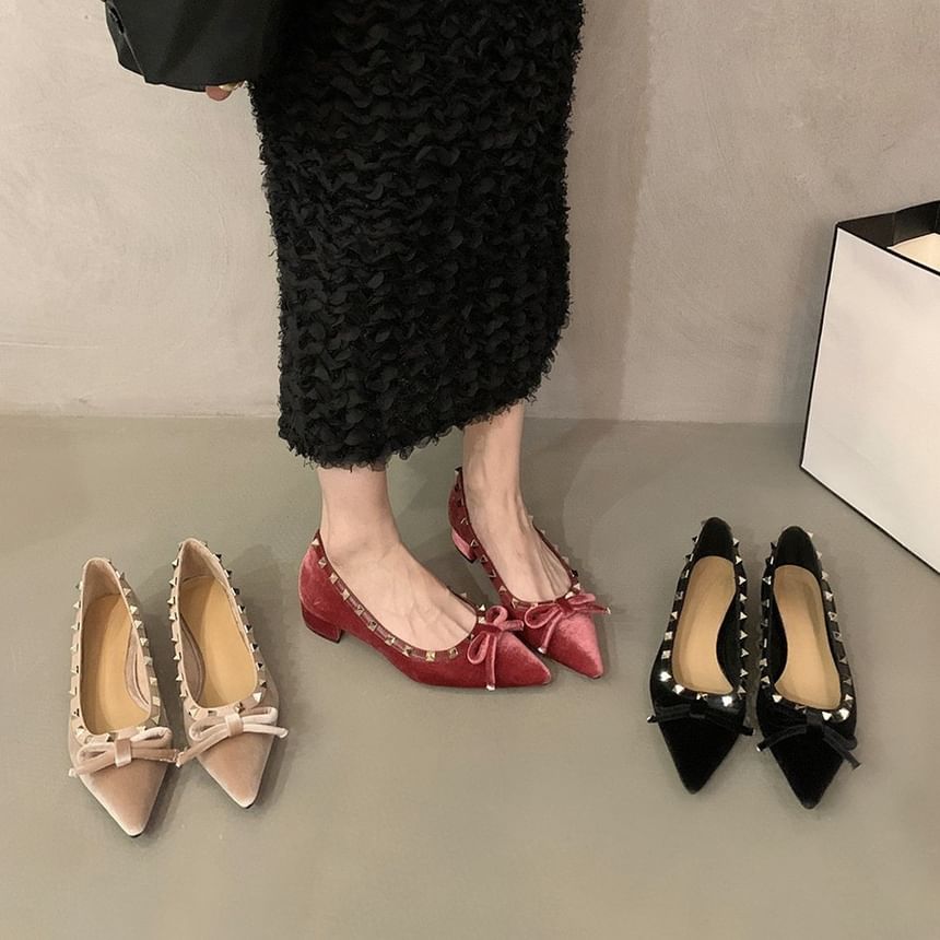 Velvet Pointed Studded Pumps Bow Toe