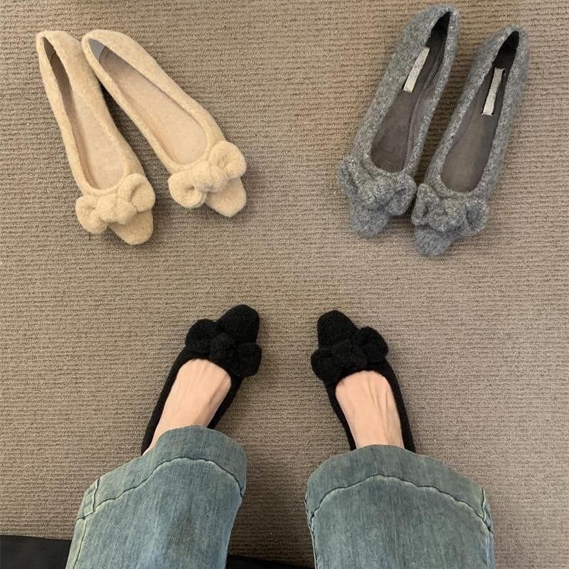 Square Toe Flats Bow