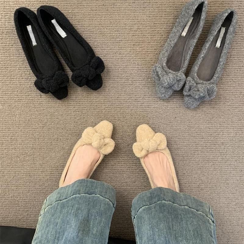 Square Toe Flats Bow