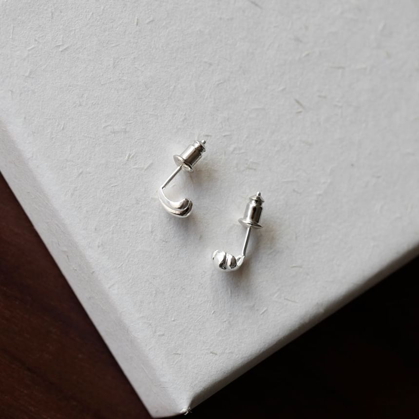 Silver 925 Stud Sterling Earring Shell