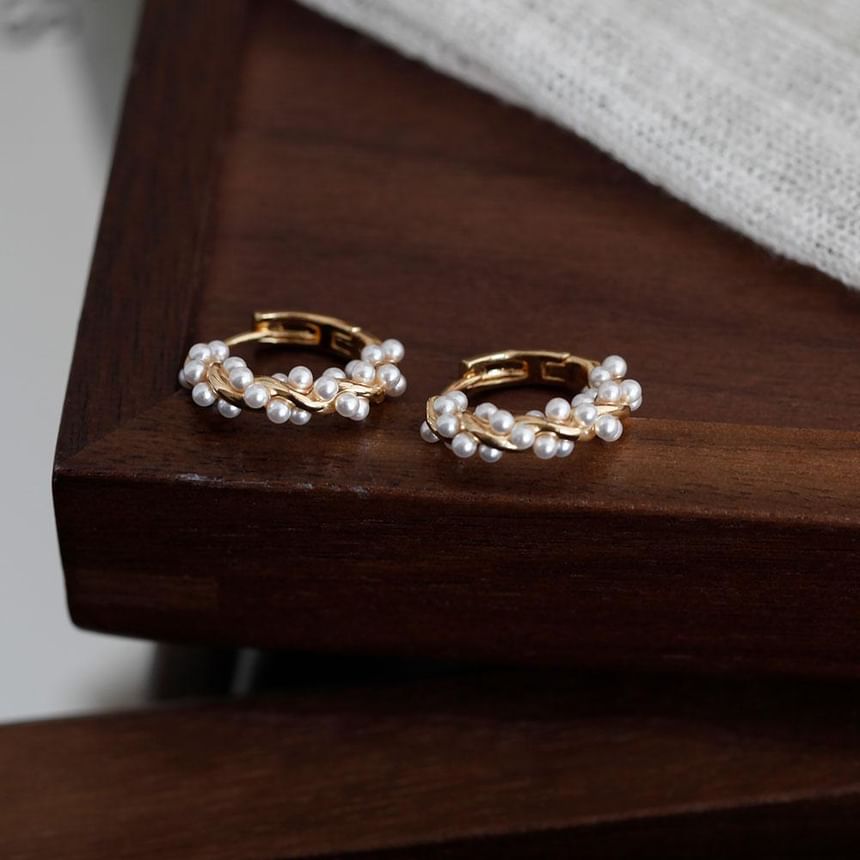 Faux Pearl Earring Hoop