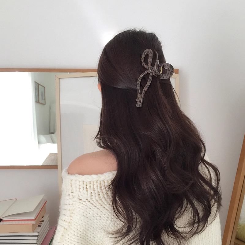 Claw Leopard Hair Print Acrylic