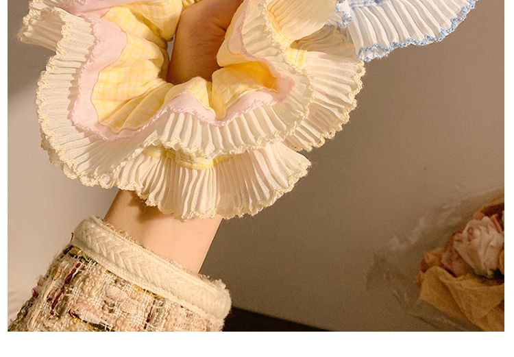 Panel Pleated Plaid Scrunchie