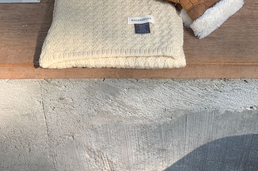 Fluffy Gloves Plain Faux Trim Suede