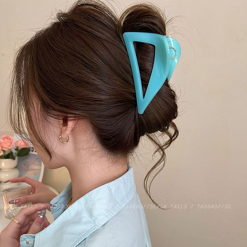 Hair Acrylic Plain Claw Triangle