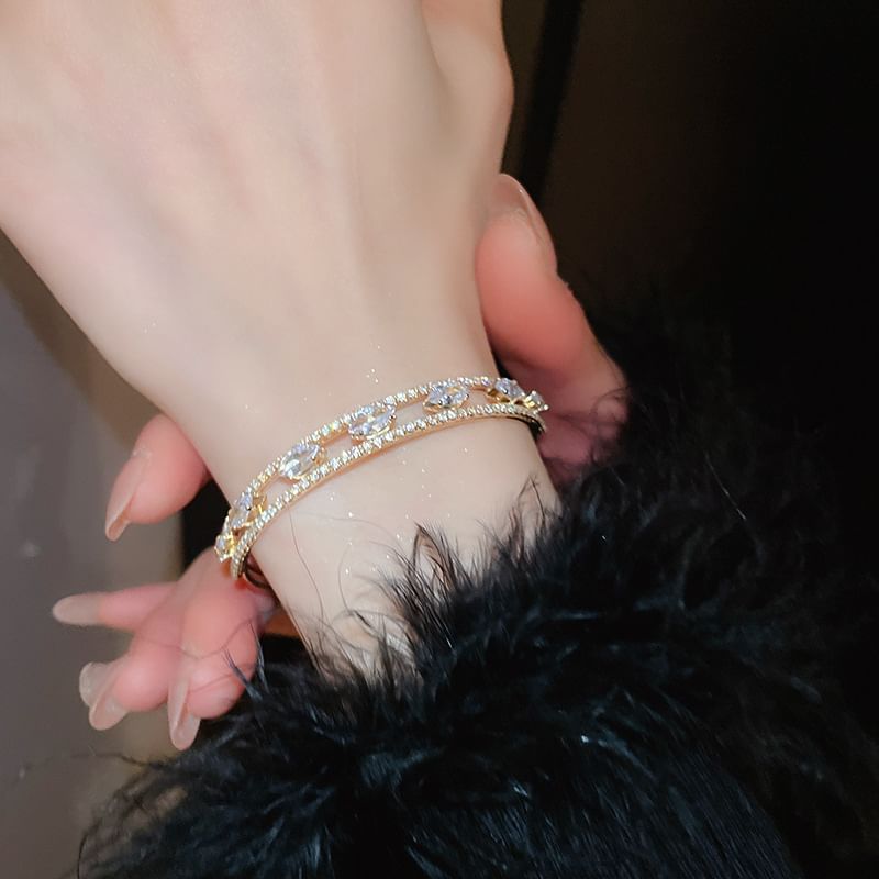 Open Bangle Rhinestone