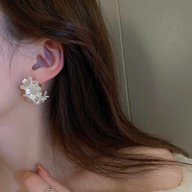 Earring Pearl Stud Flower Faux / Drop Ear