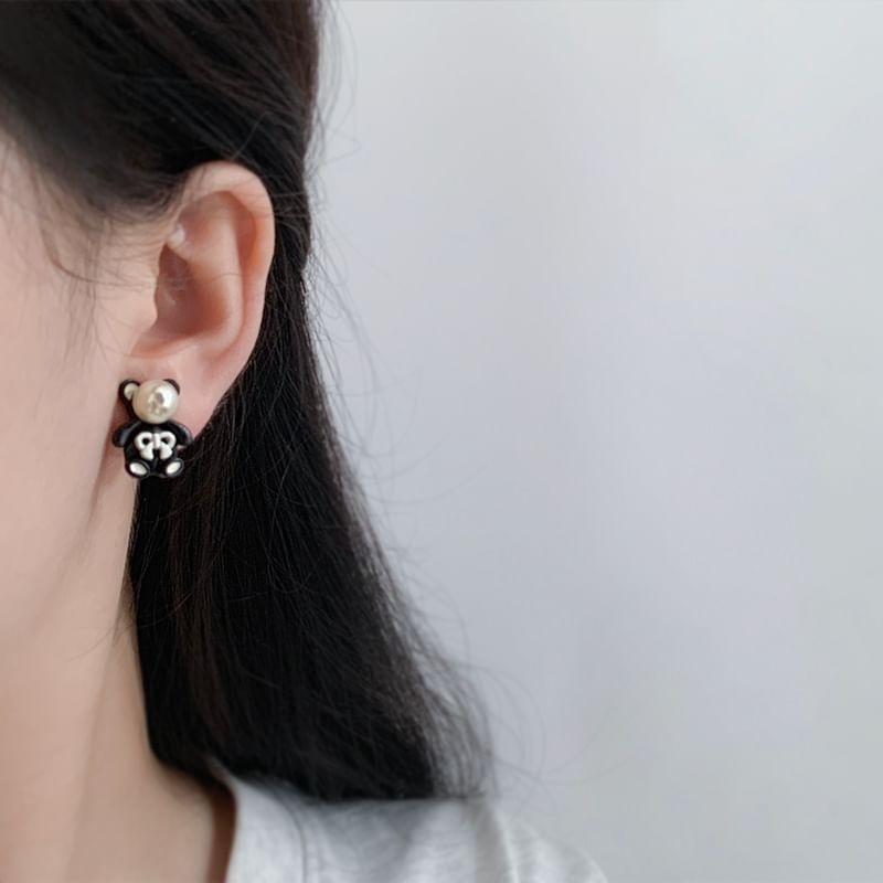 Clip Faux Earring / Bear Pearl Stud On