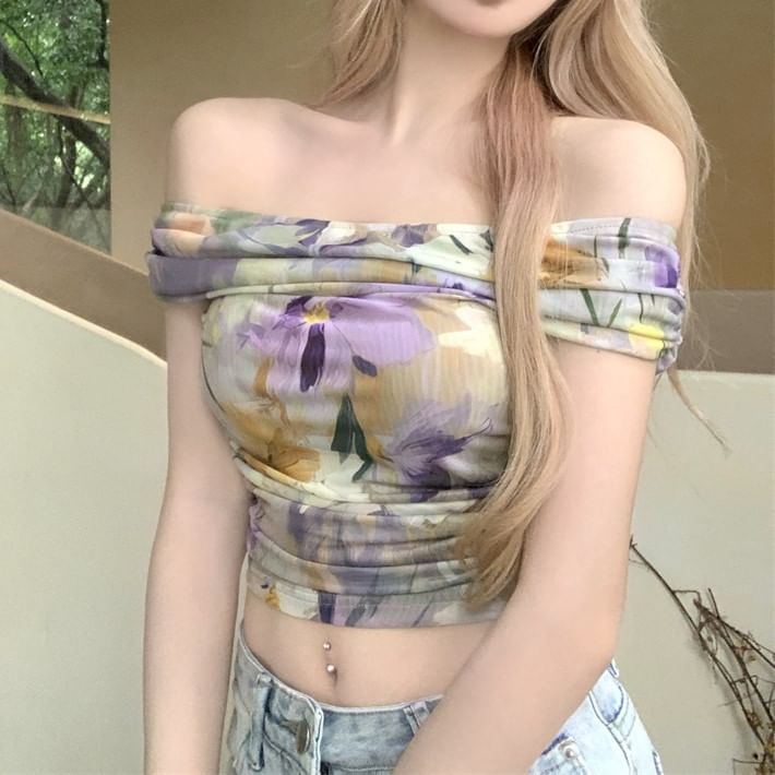 Tee Floral Short-Sleeve Off-Shoulder Ruched Cropped