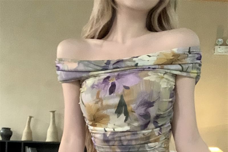 Tee Floral Short-Sleeve Off-Shoulder Ruched Cropped
