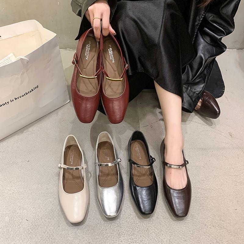 Jane Accent Metal Buckle Mary Shoes