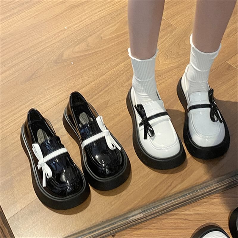 Bow Loafers Platform Detail