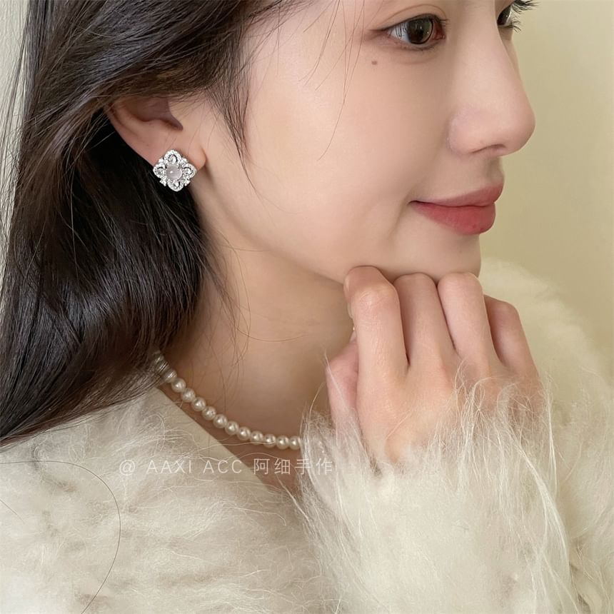 Earring Rhinestone Leaf Stud