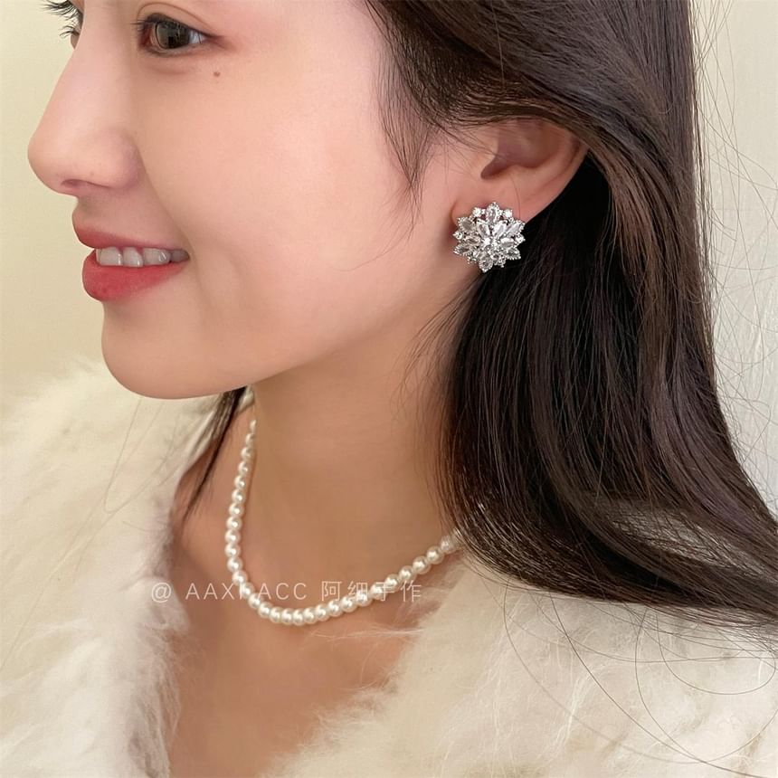 Rhinestone Stud Flower Earring