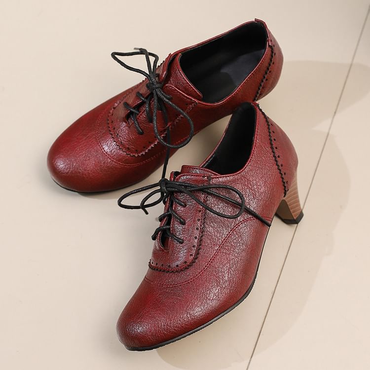 Low Heel Lace-Up Shoes Brogue Plain