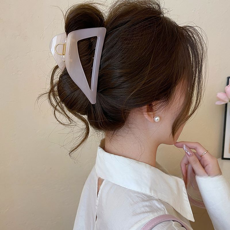 Claw Triangle Clip Acrylic Hair