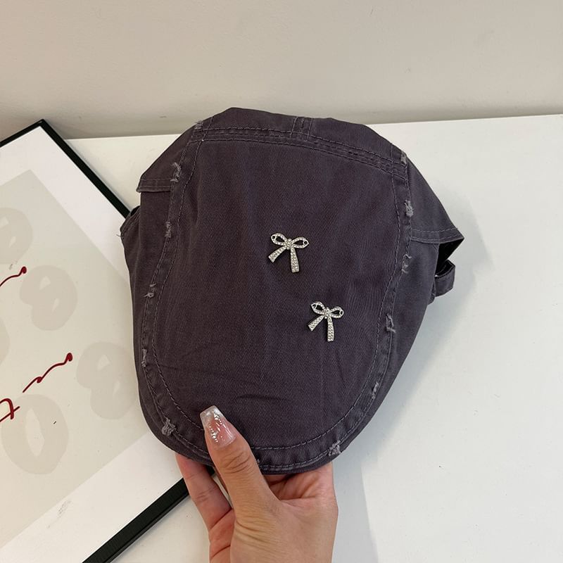 Flat Distressed Bow Cap Plain