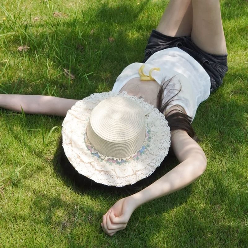 Applique Ruffle Floral Hat